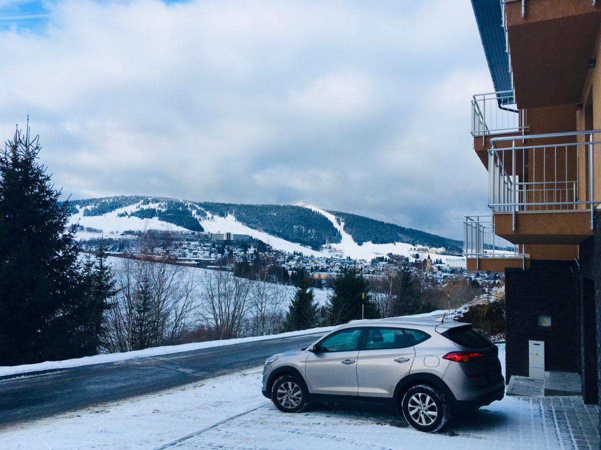 Apartmany Na Vyhledech Loučná pod Klínovcem Dış mekan fotoğraf